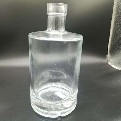 Cylinder gin whisky glass bottle